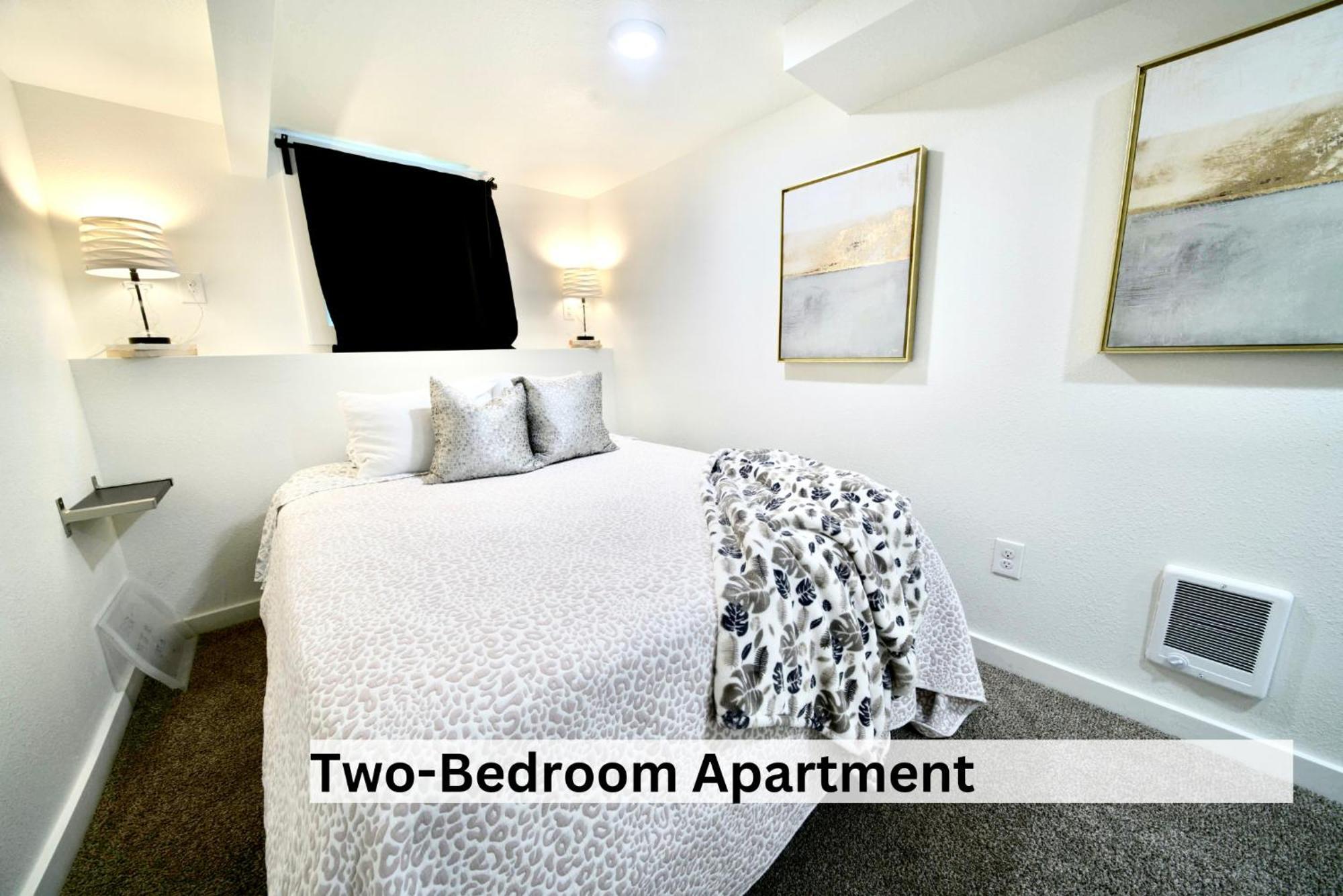 Boutique Apartment In Historic Downtown ألباني المظهر الخارجي الصورة