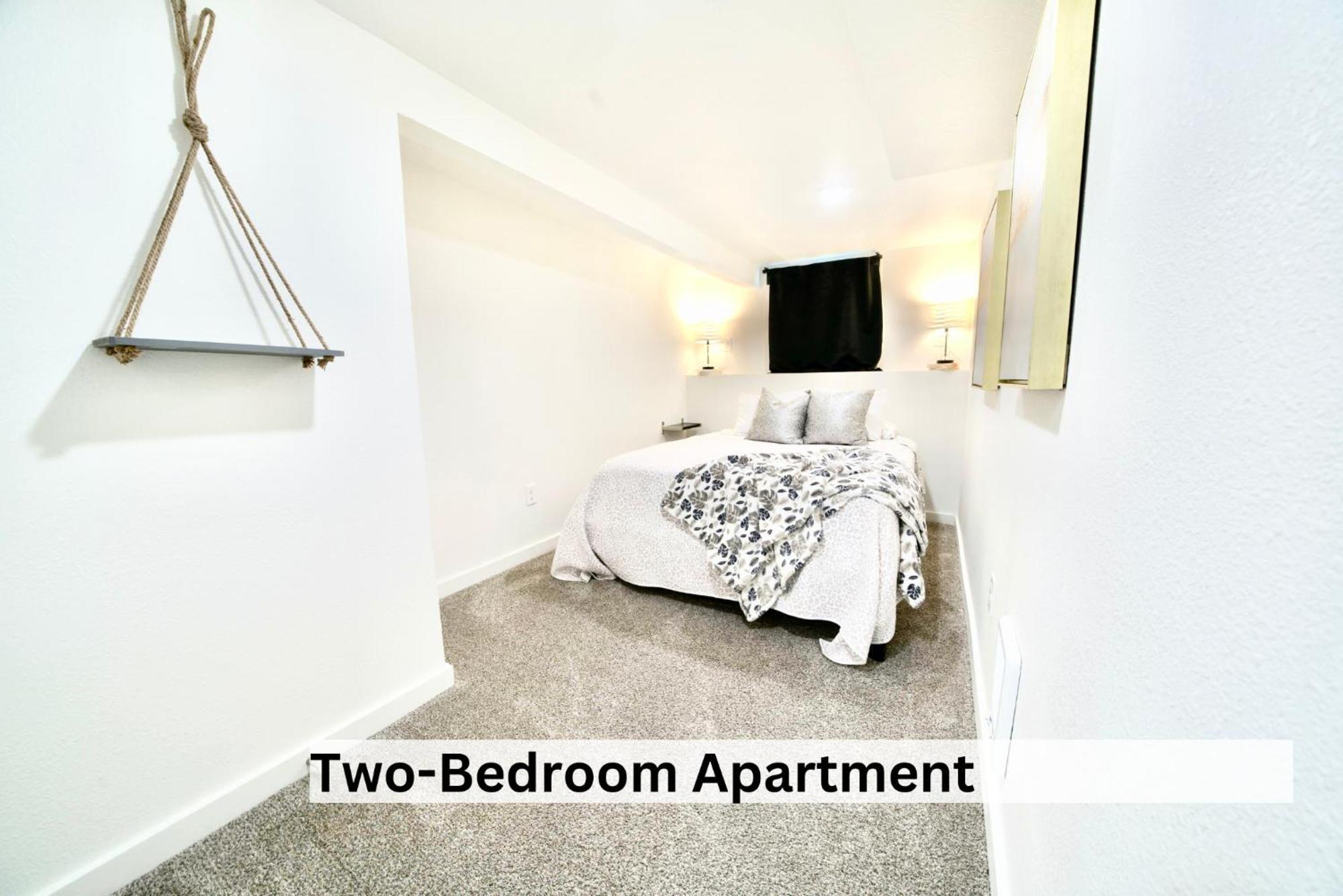 Boutique Apartment In Historic Downtown ألباني المظهر الخارجي الصورة