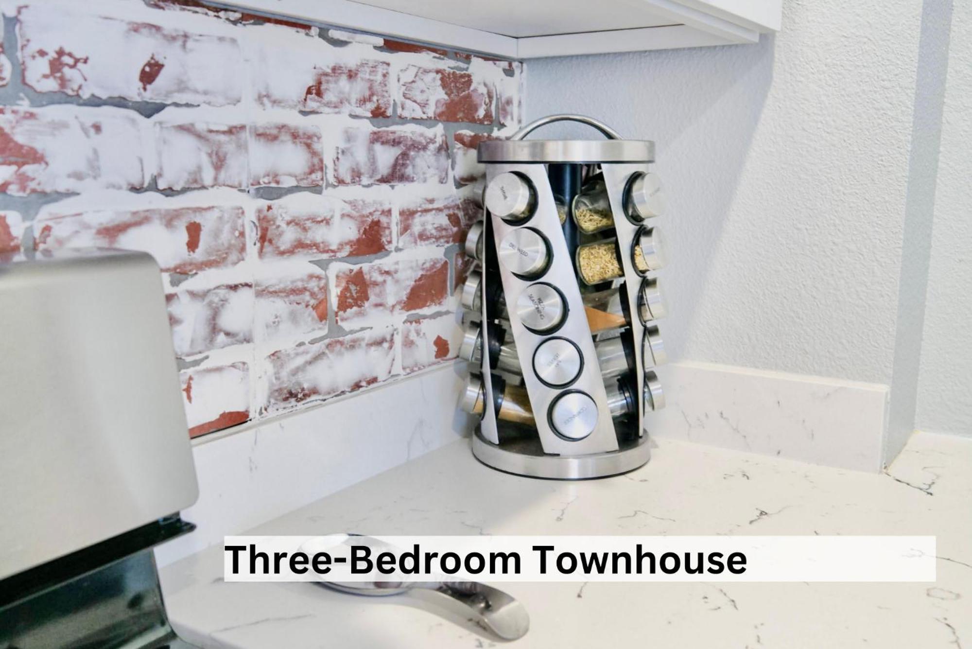 Boutique Apartment In Historic Downtown ألباني المظهر الخارجي الصورة