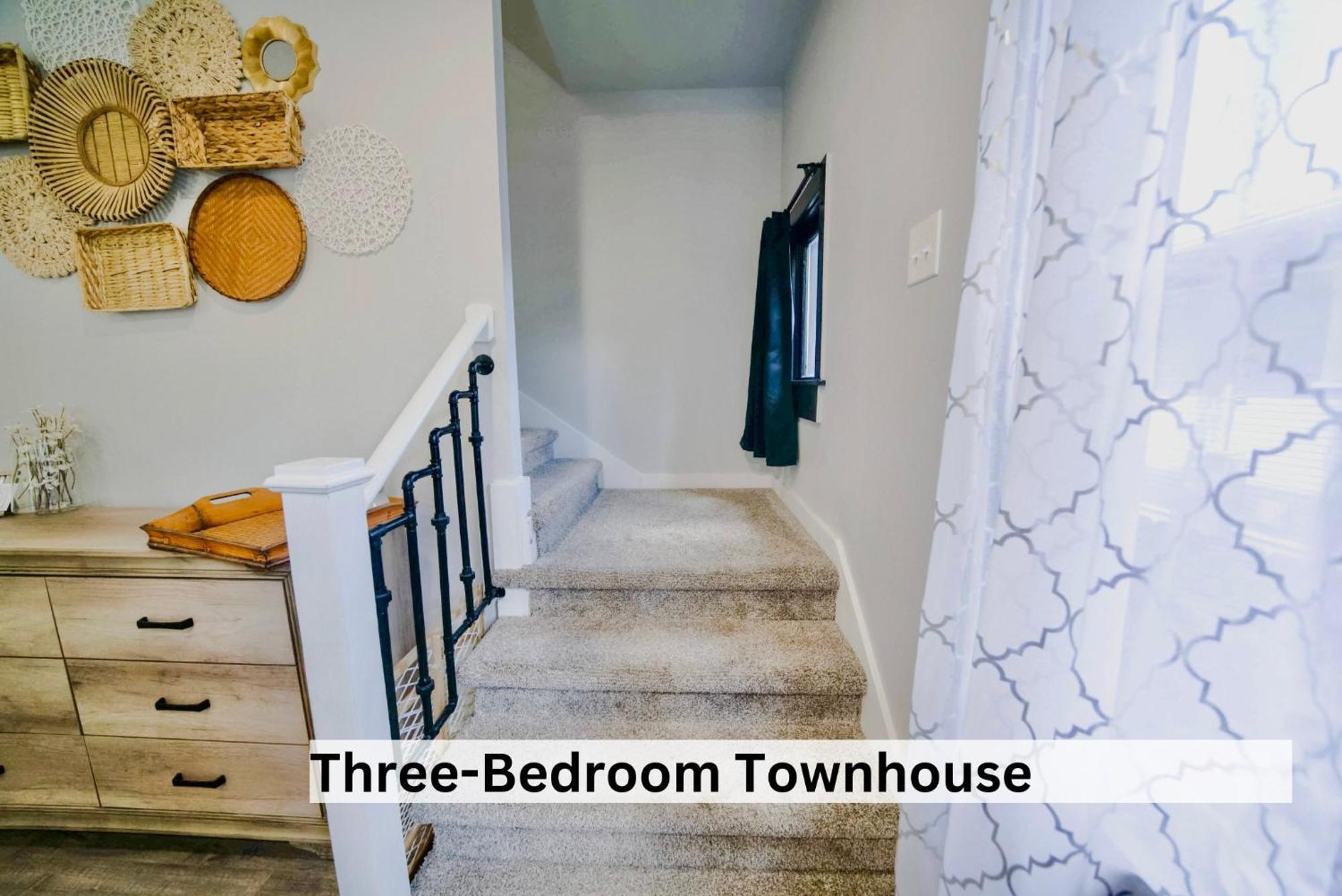 Boutique Apartment In Historic Downtown ألباني المظهر الخارجي الصورة