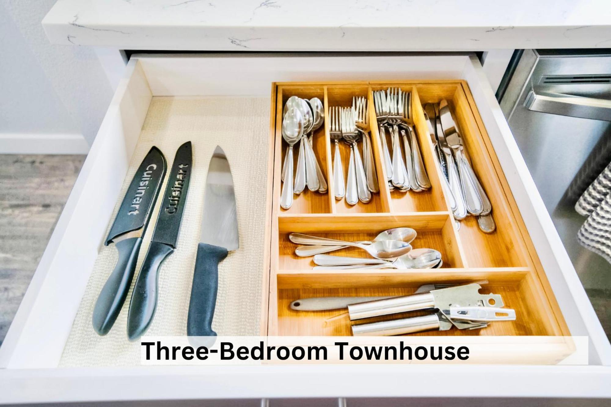 Boutique Apartment In Historic Downtown ألباني المظهر الخارجي الصورة