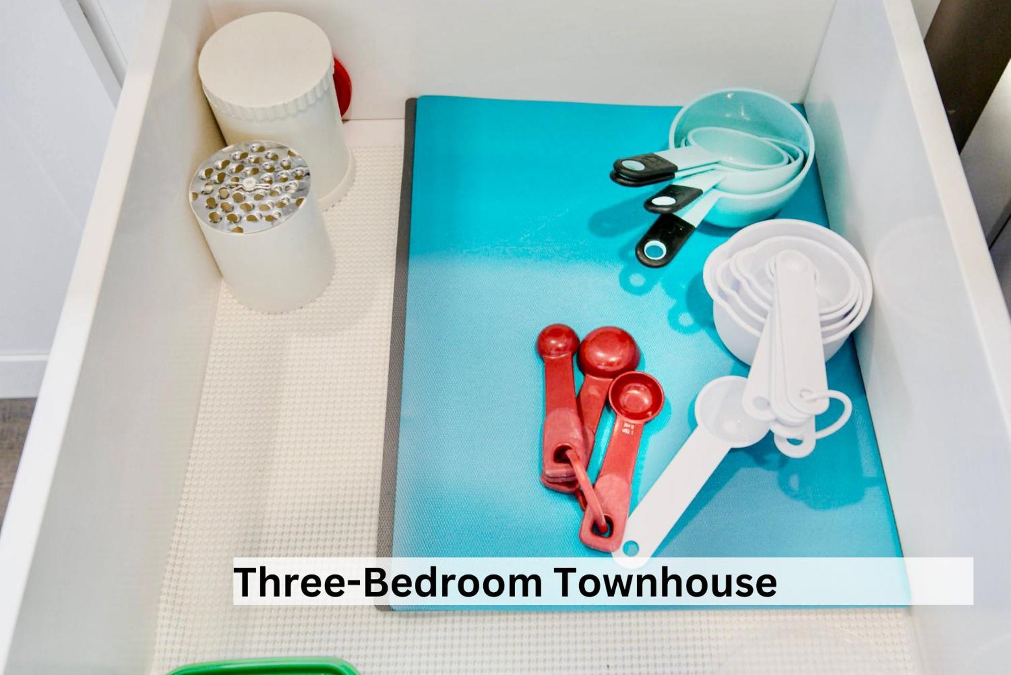 Boutique Apartment In Historic Downtown ألباني الغرفة الصورة
