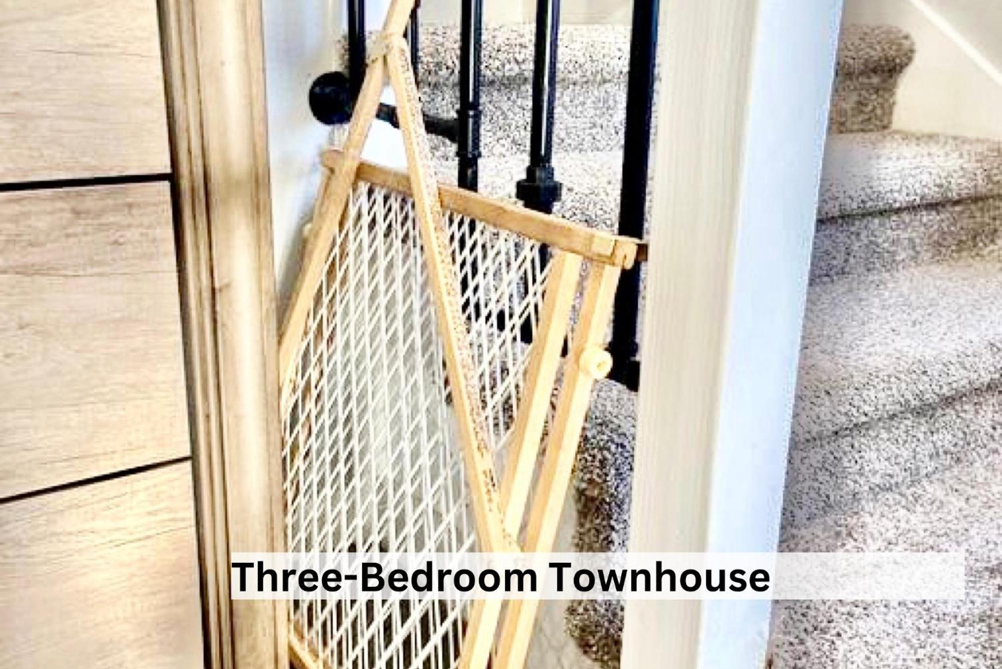 Boutique Apartment In Historic Downtown ألباني الغرفة الصورة